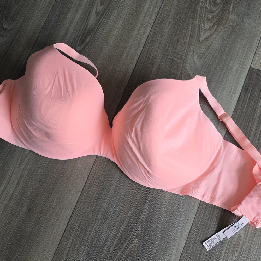 Victoria's Secret Light Pink Bra
